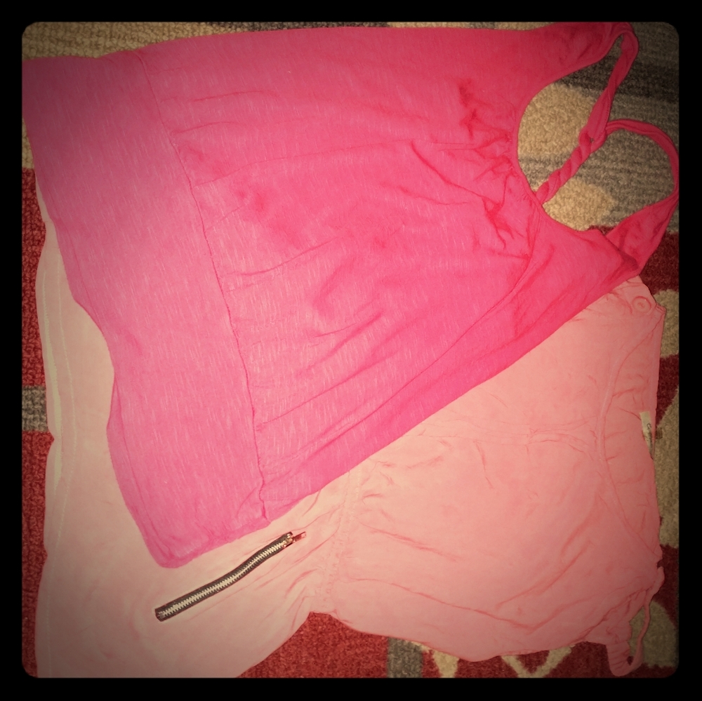 Woman's SMALL Pink bundle slvless tops